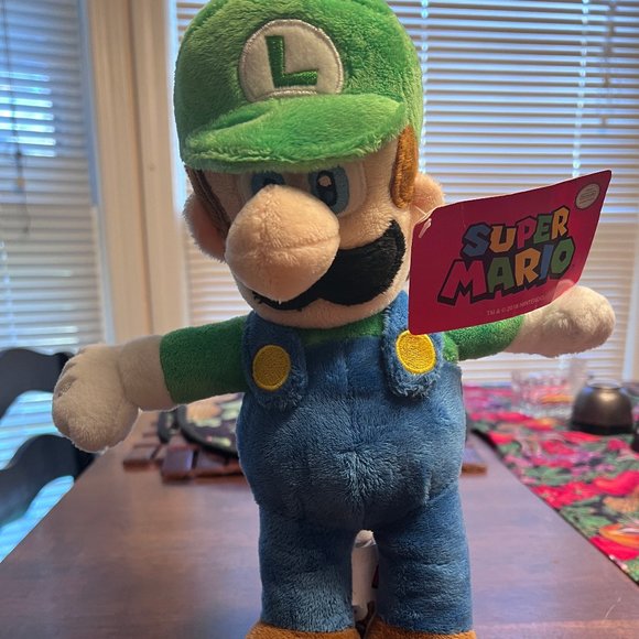 LUIGI Collectible ๐ฎ Super Mario Bros ๐ 2018 Super Soft Luigi 12" Plush nwt ๐ - Picture 2 of 4
